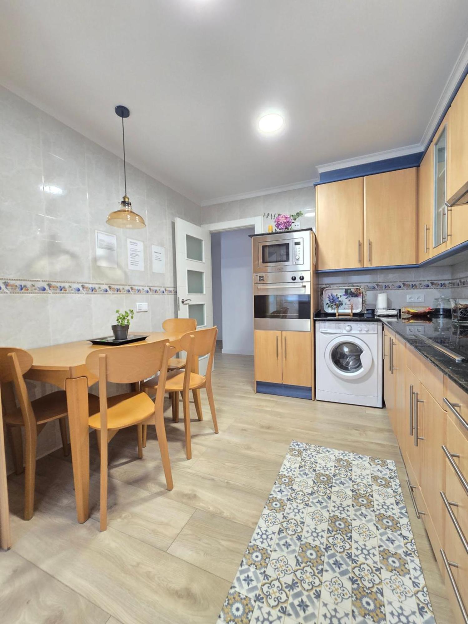 Apartamento Piso en pleno Centro de Gijón al lado de la Playa Exterior foto
